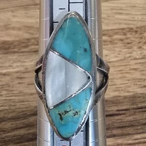 Vintage Signed Navajo Turquoise and Mother of Pearl Ring